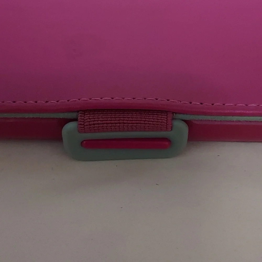 Apple Tablet Case - Picture 6 of 6